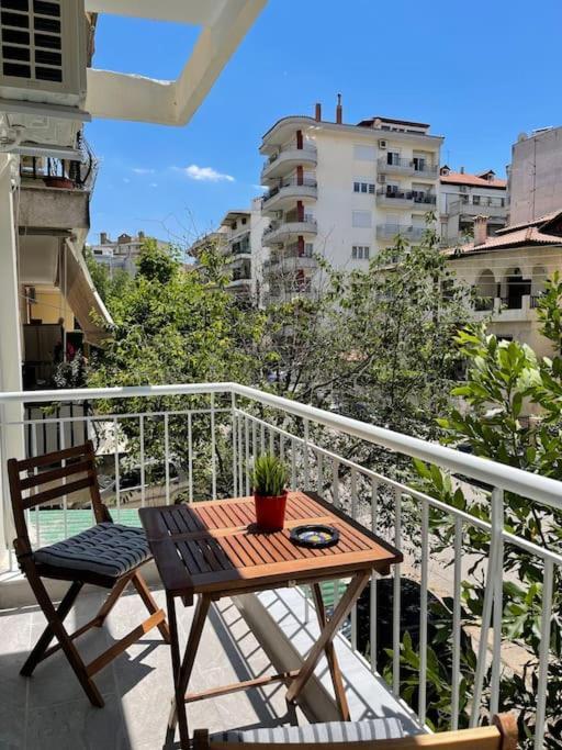 Zillion Home - Modern & Lux Stay In Kalamaria By Tt Thessaloniki Exterior foto